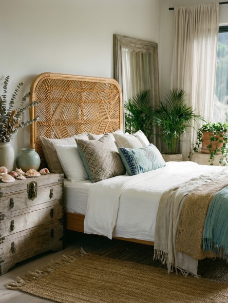 9 Coastal Boho Decor Ideas That Feel Lived-In 9 Coastal Boho Decor Ideas That Feel Lived-In